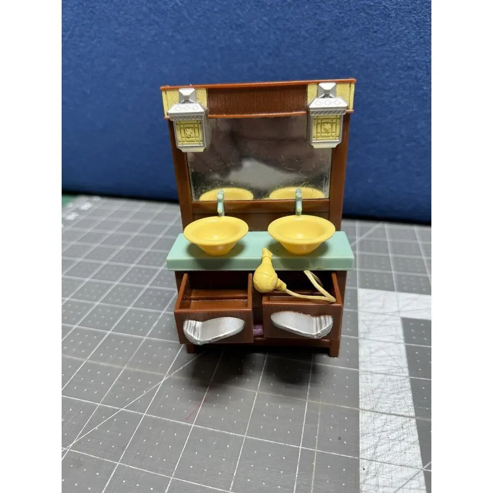 Mattel Fisher Price Loving Family Bathroom Sink Vanity Doll House Furniture 2008